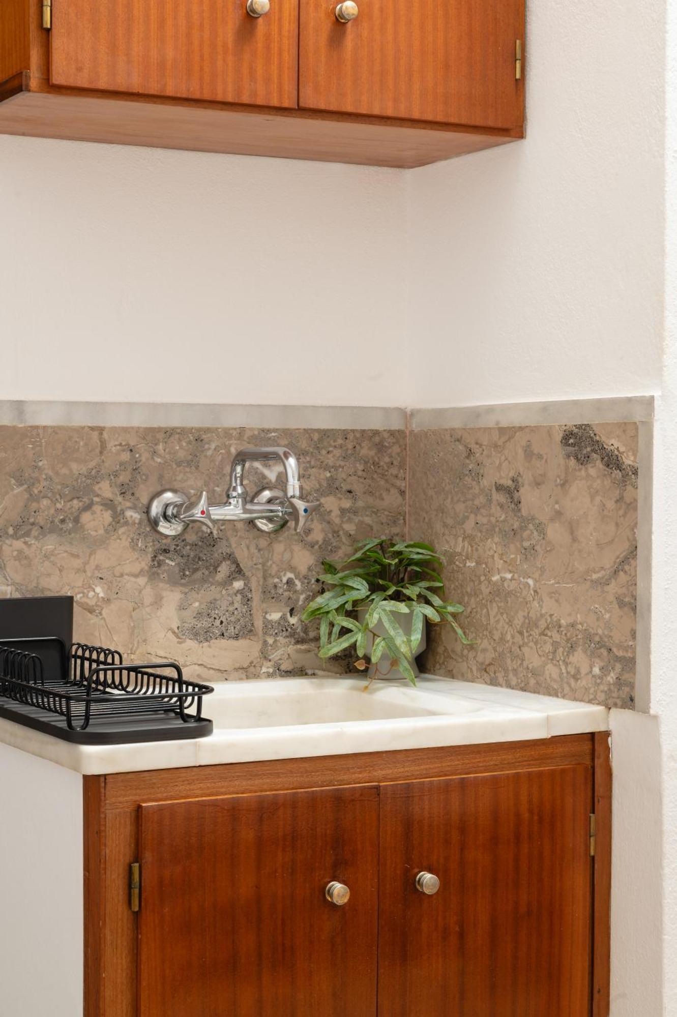 Thelesi Apartments Stalos Exterior photo